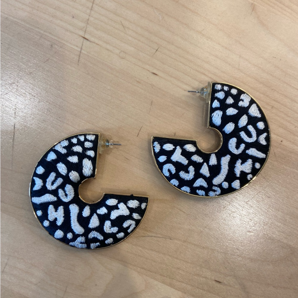 Mignonne Gavigan Large Hoops